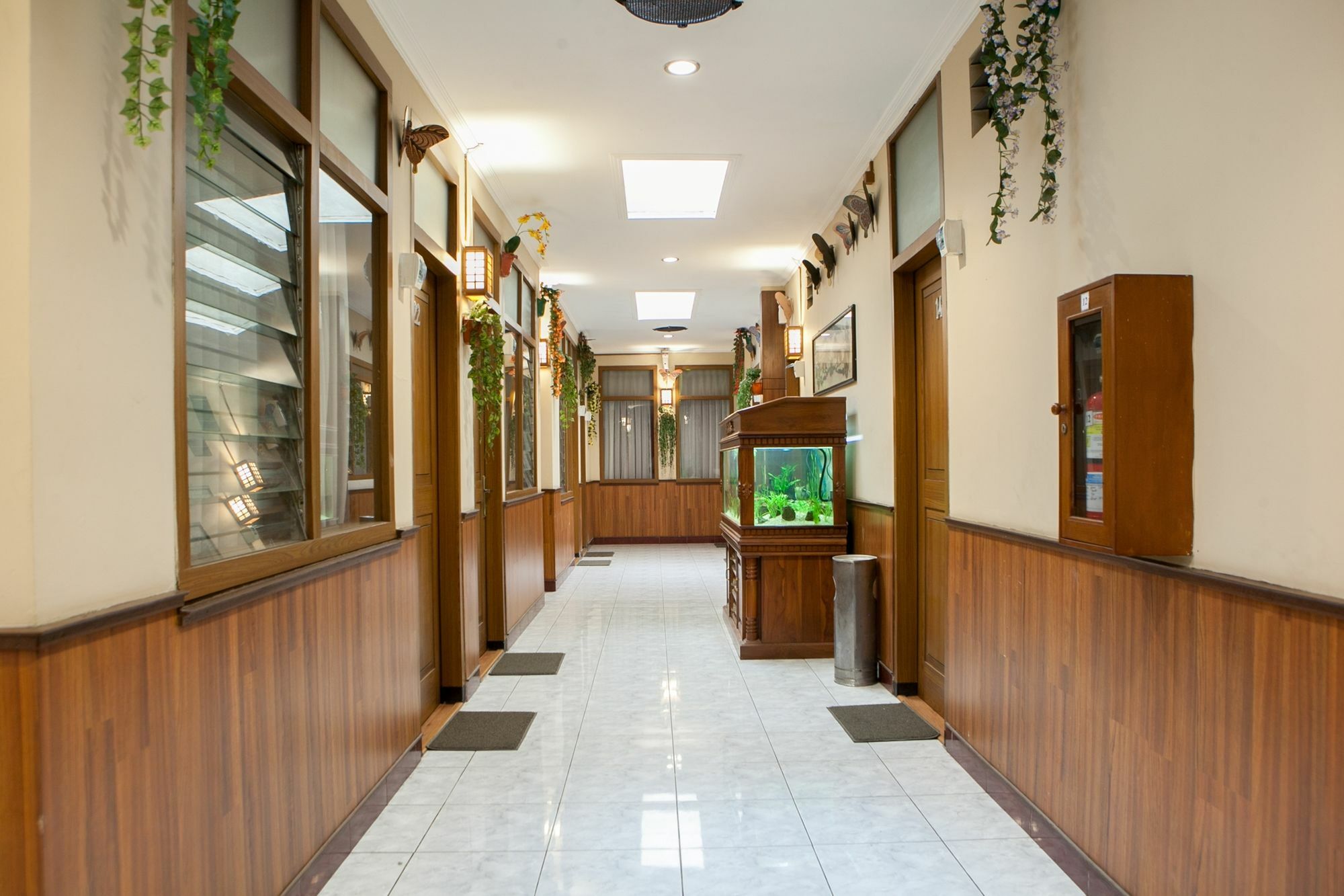 Reddoorz Plus Near Riau Street Μπαντούνγκ Εξωτερικό φωτογραφία